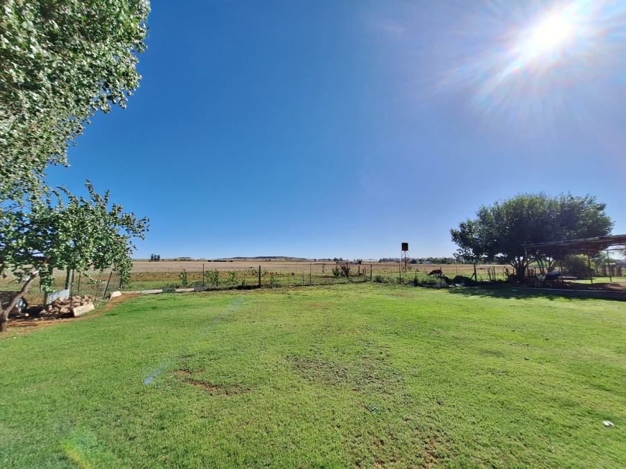 Commercial Property for Sale in Roodewal Free State